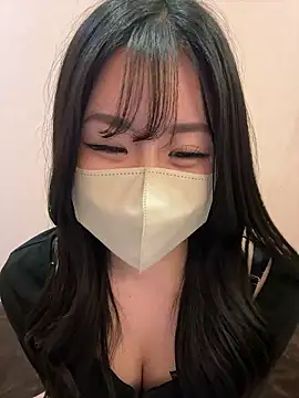 Snapshot of Ema-- chatting on October 2025 11:07:01 AM Ema-- online show from October 2025 11:07:01 AM