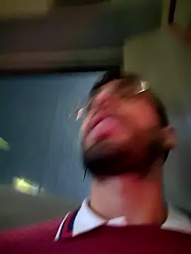 Snapshot of DanteWinter chatting on November 2025 02:21:01 AM DanteWinter online show from November 2025 02:21:01 AM