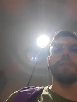 Snapshot of DanteWinter chatting on December 2025 01:13:01 AM DanteWinter online show from December 2025 01:13:01 AM