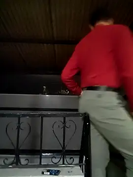 Snapshot of DanteWinter chatting on February 2026 06:40:02 AM DanteWinter online show from February 2026 06:40:02 AM