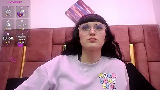 Snapshot of XBODTRIIPX chatting on September 2025 07:01:02 AM XBODTRIIPX online show from September 2025 07:01:02 AM