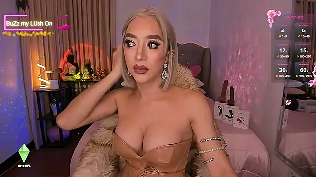 Snapshot of Dream_Goddess chatting on February 2025 11:43:02 AM Dream Goddess online show from February 2025 11:43:02 AM