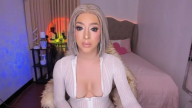 Snapshot of Dream_Goddess chatting on December 2025 07:47:01 AM Dream Goddess online show from December 2025 07:47:01 AM