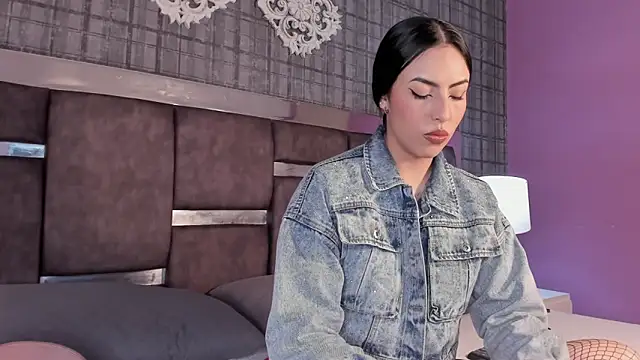 Snapshot of AmaaraRosse chatting on October 2025 01:29:01 PM AmaaraRosse online show from October 2025 01:29:01 PM