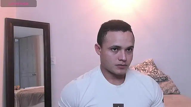 KingLevi01 online show from September 2025 09:27:02 PM