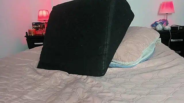 dereck karter online show from October 2025 01:28:01 PM