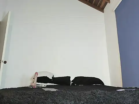 cataleya villalobos online show from October 2025 05:52:02 PM