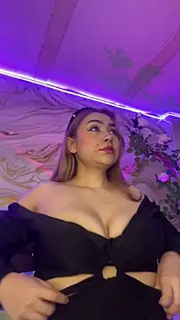 Snapshot of Valeryfox01_ chatting on November 2025 08:38:01 AM Valeryfox01 online show from November 2025 08:38:01 AM