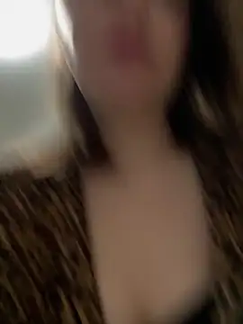 Snapshot of Risky-Flower chatting on December 2025 06:15:01 PM Risky-Flower online show from December 2025 06:15:01 PM