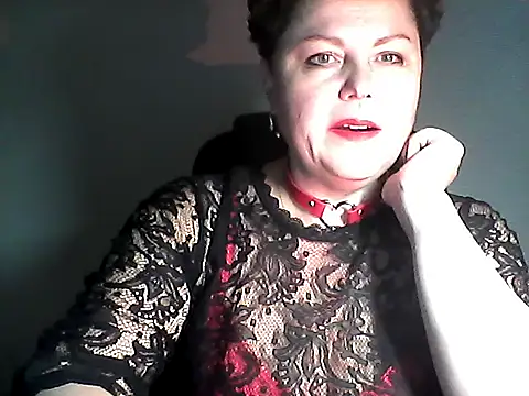 Snapshot of EllaLove2277 chatting on October 2025 08:20:01 PM EllaLove2277 online show from October 2025 08:20:01 PM