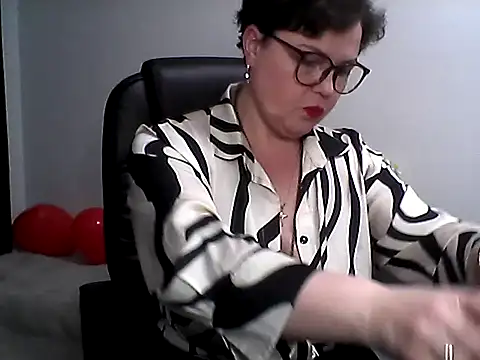 EllaLove2277 online show from February 2026 05:03:02 PM