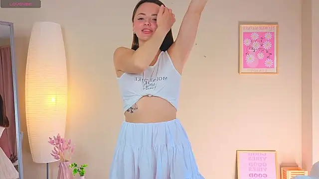 OliviaKis  online show from September 2025 07:41:01 AM