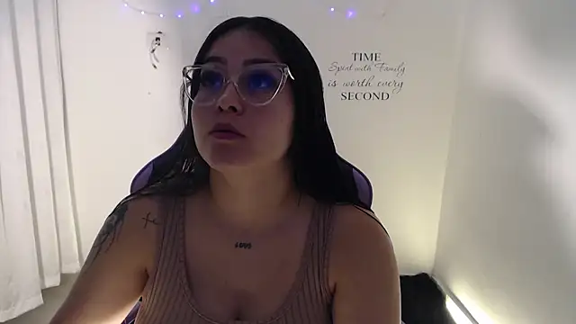 Snapshot of amberbakee chatting on June 2026 02:41:01 PM amberbakee online show from June 2026 02:41:01 PM