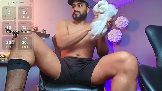 Snapshot of Gael_Meneses chatting on September 2025 10:59:01 AM Gael Meneses online show from September 2025 10:59:01 AM