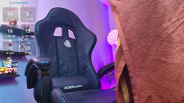 Snapshot of Gael_Meneses chatting on September 2025 11:00:02 AM Gael Meneses online show from September 2025 11:00:02 AM