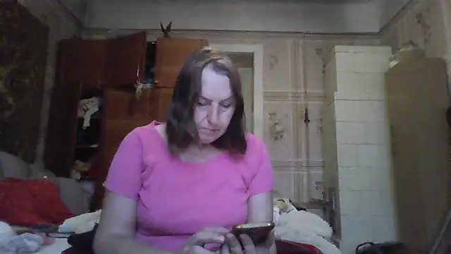 AnnaLive570 online show from December 2025 12:54:01 PM