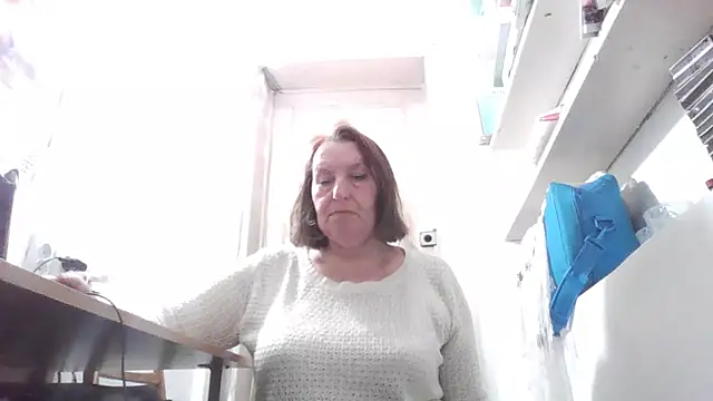 AnnaLive570 online show from March 2026 12:16:02 PM