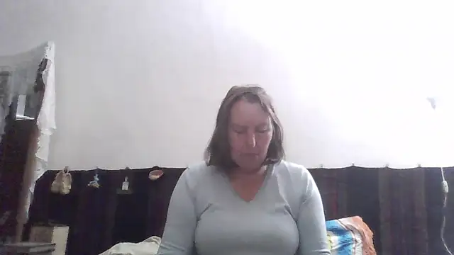 AnnaLive570 online show from May 2026 01:12:01 AM
