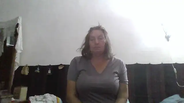 AnnaLive570 online show from July 2026 03:00:02 AM