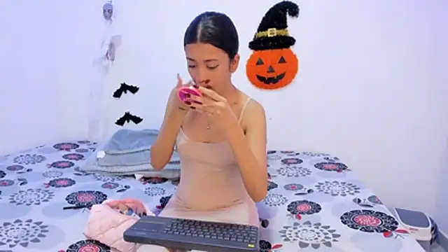 Snapshot of Sexy777Couple chatting on October 2025 10:06:02 PM Sexy777Couple online show from October 2025 10:06:02 PM