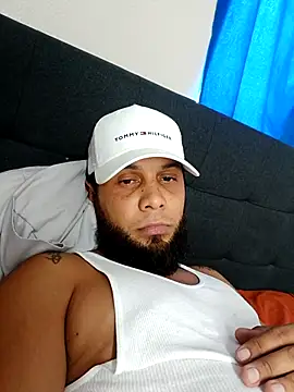 addiel21 online show from September 2025 10:53:01 PM