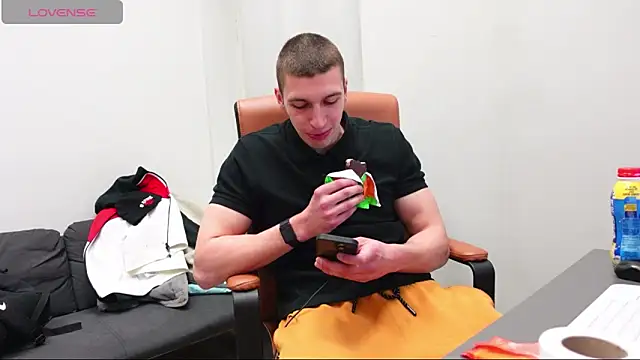 Ryan Dozer online show from April 2026 05:36:01 PM