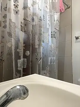 littyleesh1 online show from April 2026 01:38:01 PM