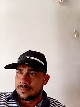 Snapshot of yeffito1 chatting on March 2026 08:04:01 PM yeffito1 online show from March 2026 08:04:01 PM