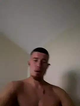 Snapshot of Johnclips2 chatting on September 2025 02:33:01 AM Johnclips2 online show from September 2025 02:33:01 AM