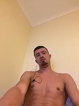 Snapshot of Johnclips2 chatting on September 2025 11:48:01 PM Johnclips2 online show from September 2025 11:48:01 PM