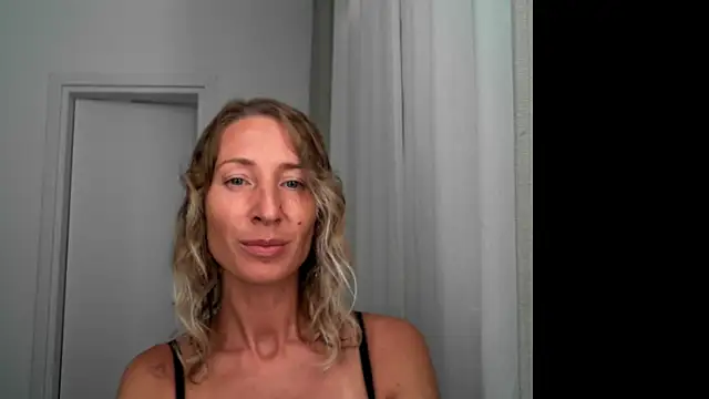 Snapshot of Paevoa chatting on September 2025 03:13:01 PM Paevoa online show from September 2025 03:13:01 PM