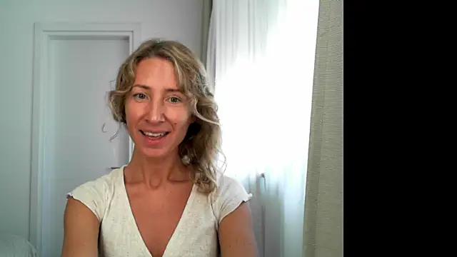 Snapshot of Paevoa chatting on October 2025 08:36:01 AM Paevoa online show from October 2025 08:36:01 AM