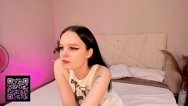 Snapshot of Cassies-Sandyy chatting on October 2025 10:36:01 AM Cassies-Sandyy online show from October 2025 10:36:01 AM