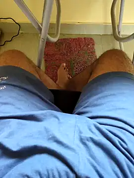 Snapshot of banglore3guy chatting on September 2025 07:19:01 AM banglore3guy online show from September 2025 07:19:01 AM