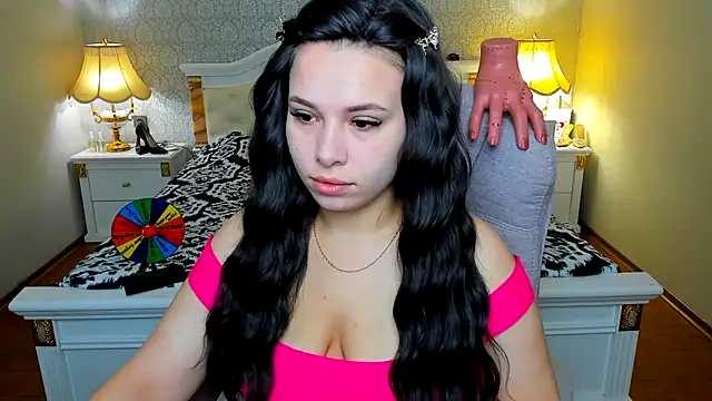 OmniaSher online show from November 2025 10:23:01 AM