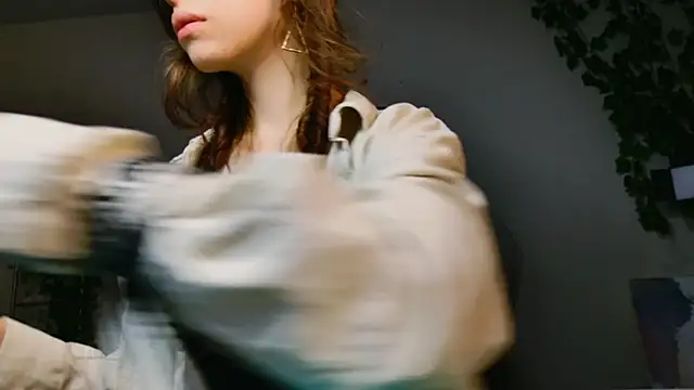 Snapshot of Yoka_paradoXXX chatting on November 2025 05:06:01 AM Yoka paradoXXX online show from November 2025 05:06:01 AM