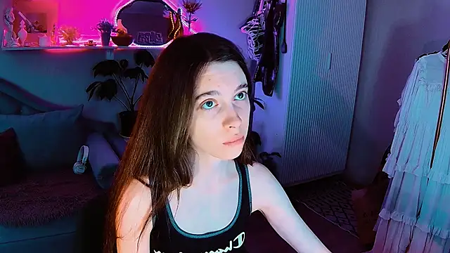 Yoka paradoXXX online show from May 2026 10:42:02 AM