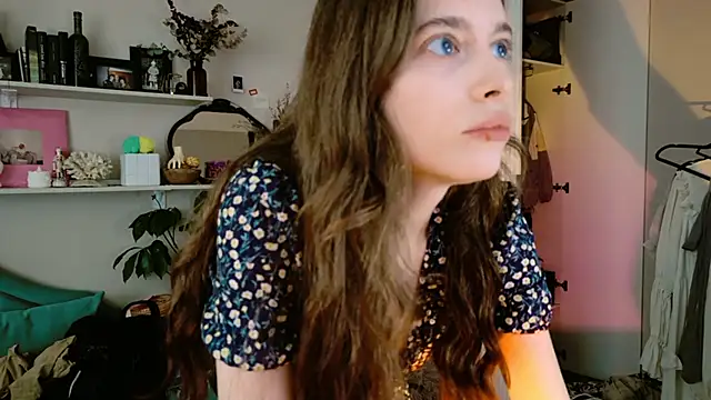 Yoka paradoXXX online show from May 2026 12:34:02 PM