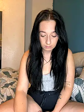 Snapshot of aurora28 chatting on September 2025 06:21:01 PM aurora28 online show from September 2025 06:21:01 PM