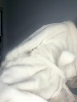 Snapshot of aurora28 chatting on September 2025 01:21:02 AM aurora28 online show from September 2025 01:21:02 AM