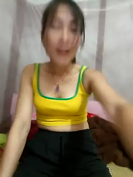 Snapshot of Yumyum_kiw chatting on October 2025 08:26:01 AM Yumyum kiw online show from October 2025 08:26:01 AM