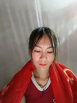 Snapshot of Yumyum_kiw chatting on November 2025 09:59:02 PM Yumyum kiw online show from November 2025 09:59:02 PM