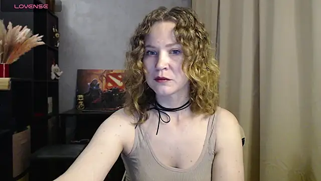 harpermoss online show from September 2025 07:15:02 PM