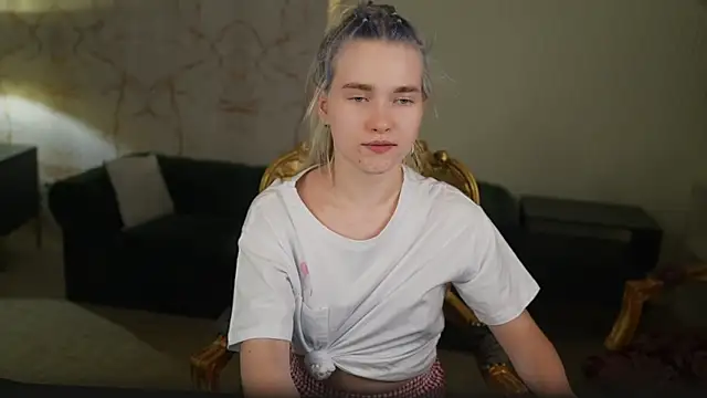 Ava kiss054 online show from March 2026 07:42:02 PM