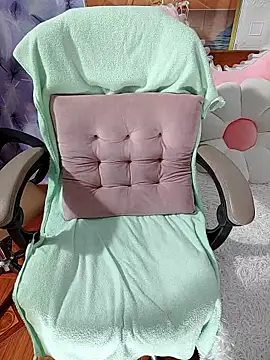 Snapshot of LadyMaiMai chatting on December 2025 02:55:01 PM LadyMaiMai online show from December 2025 02:55:01 PM