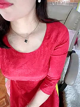 Snapshot of LadyMaiMai chatting on February 2026 04:09:01 AM LadyMaiMai online show from February 2026 04:09:01 AM