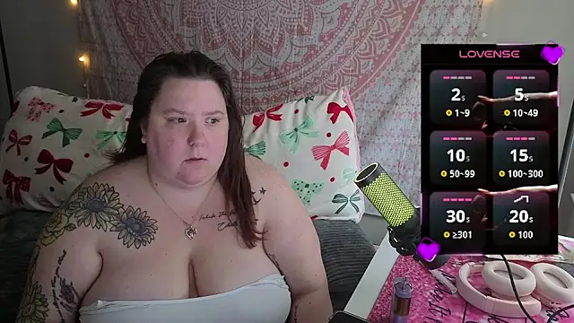 brookenicole3003 online show from April 2026 01:48:02 PM