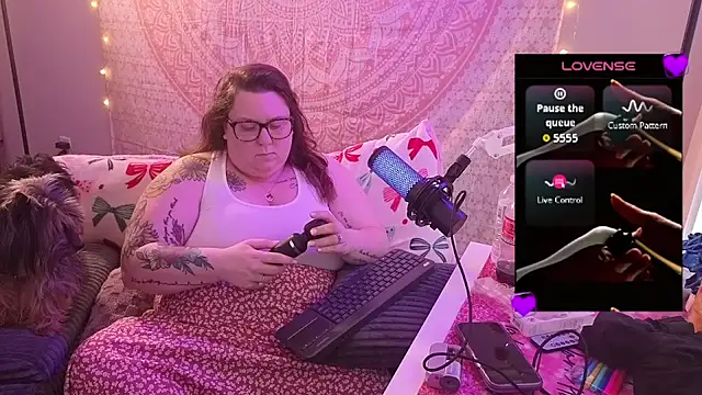 brookenicole3003 online show from May 2026 10:14:02 PM