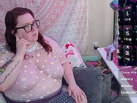 brookenicole3003 online show from May 2026 11:51:01 AM