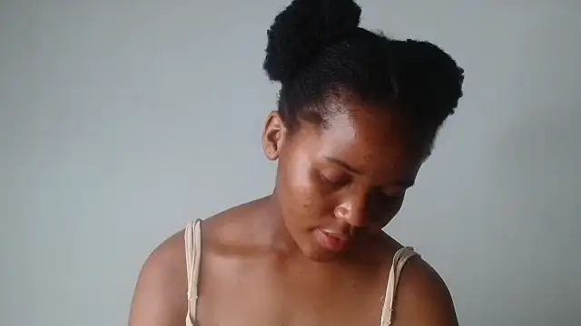 AshleyT255 online show from September 2025 07:41:02 PM